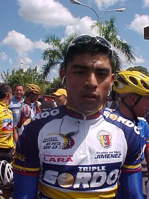 Jesus Perez se alza con la primera etapa y es el lider de la Vuelta al Zulia 2006