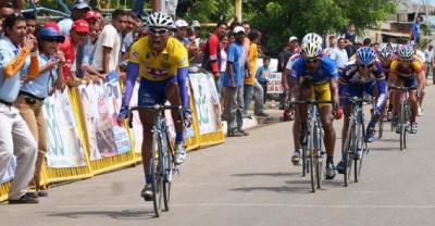 Jesús Pérez se alza con la tercera etapa y recupera el liderato de la Vuelta al Zulia
