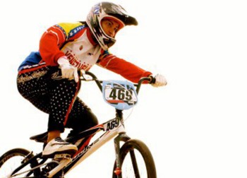 Bicicrossista Stefany Hernández a Latinoamericano de Chile