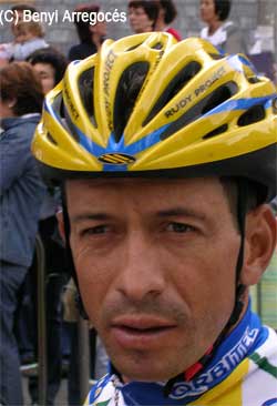 Colombiano Hernán Buenahora (43 años) correrá en el GW Shimano en 2011