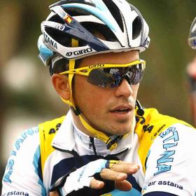 56 Ciclistas profesionales sin dorsal en 2011