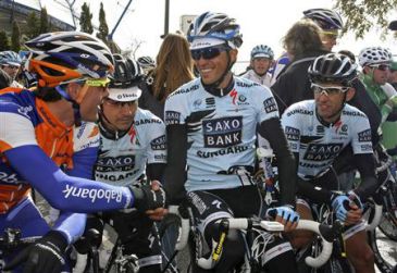 Contador toma la salida en la Vuelta al Algarve con el dorsal numero 1