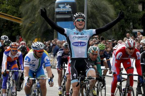 El inglés Andrew Fenn (Omega Pharma-Qiuick Step) gano al sprint el Trofeo Palma de la XXI Iberostar Challenge de Mallorca