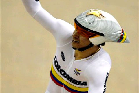 Colombiano Juan Esteban Arango Oro en la prueba del Omnium en la Copa Mundo de Ciclismo de Pista en Londres