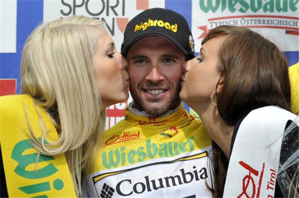 El suizo Michael Albasini (GreenEdge) Campeon de la Vuelta ciclista a Cataluña