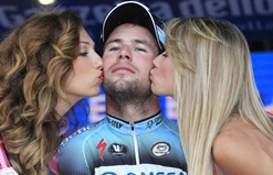 Giro de Italia: Mark Cavendish (Omega Pharma-Quick Step) repite victoria  al ganar al Sprint  la  etapa 13